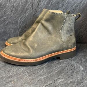 Clarks Women's Olive Chukka Boots